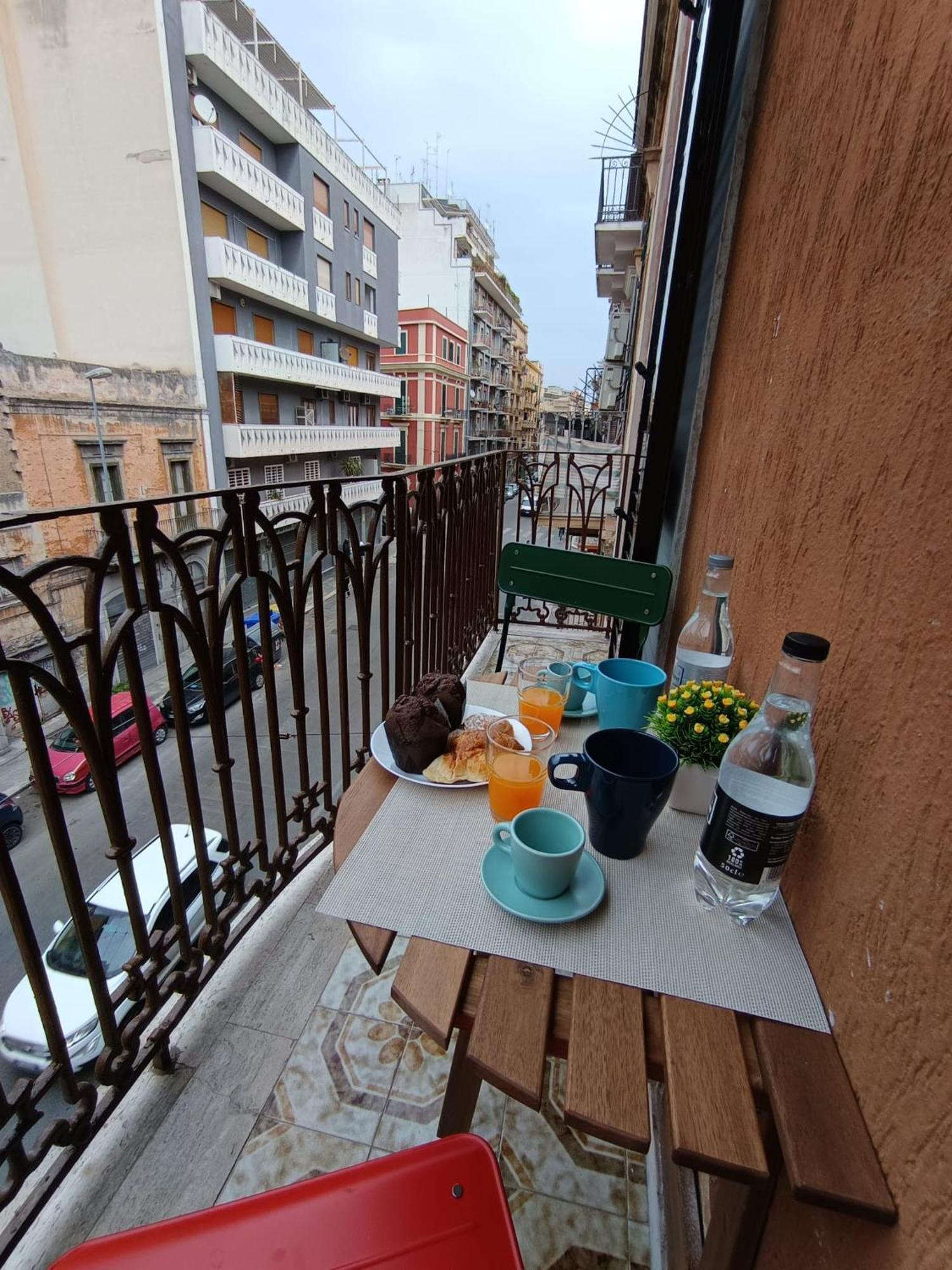 Apartamento Dimora Crispi 70 Bari Exterior foto